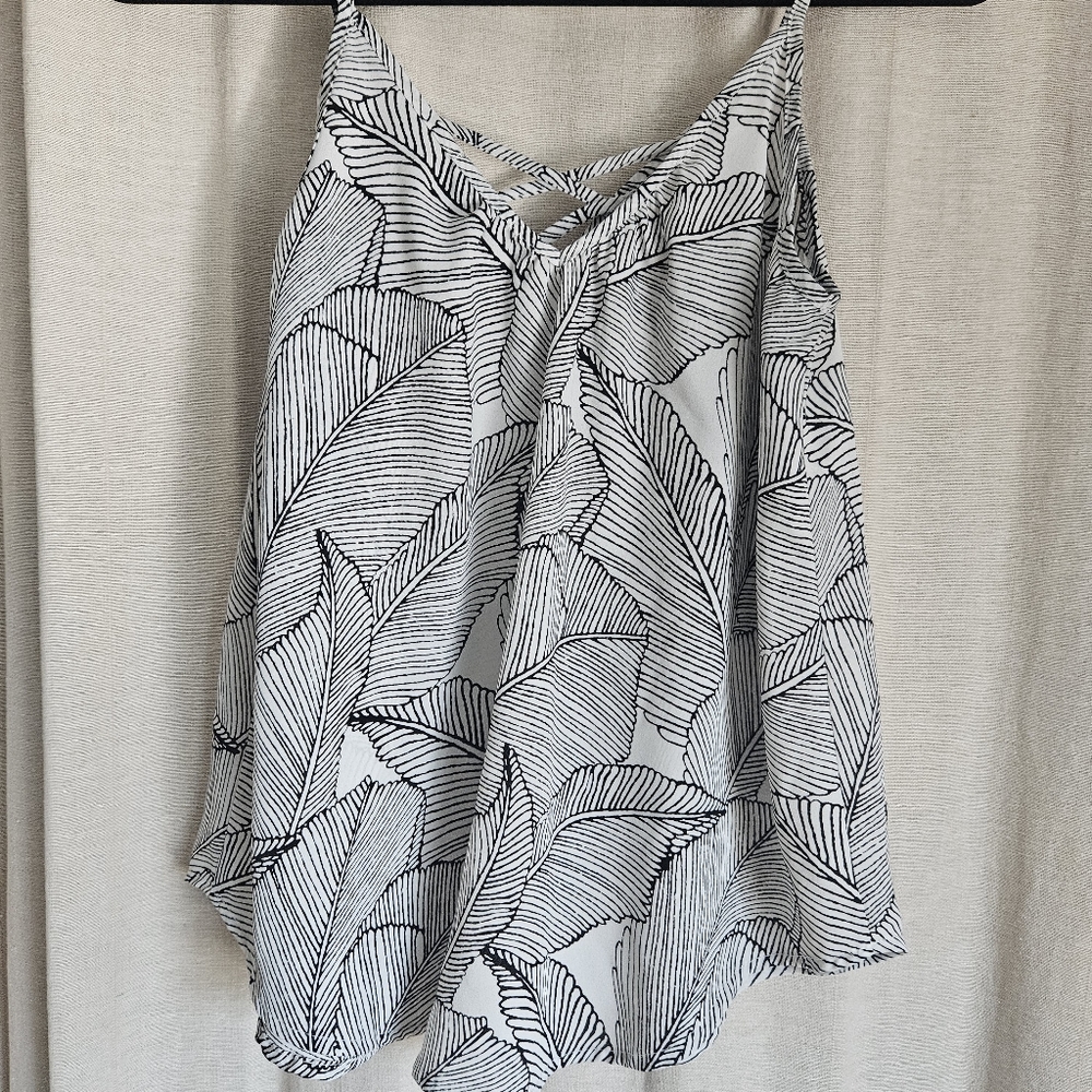 Leaf Motif Strappy Tank Top, XS, Black and White